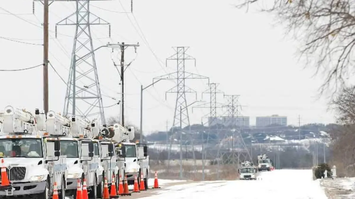 Texas sin luz por tormenta invernal